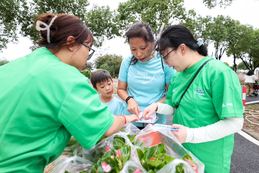 局始终坚持 局始终坚持